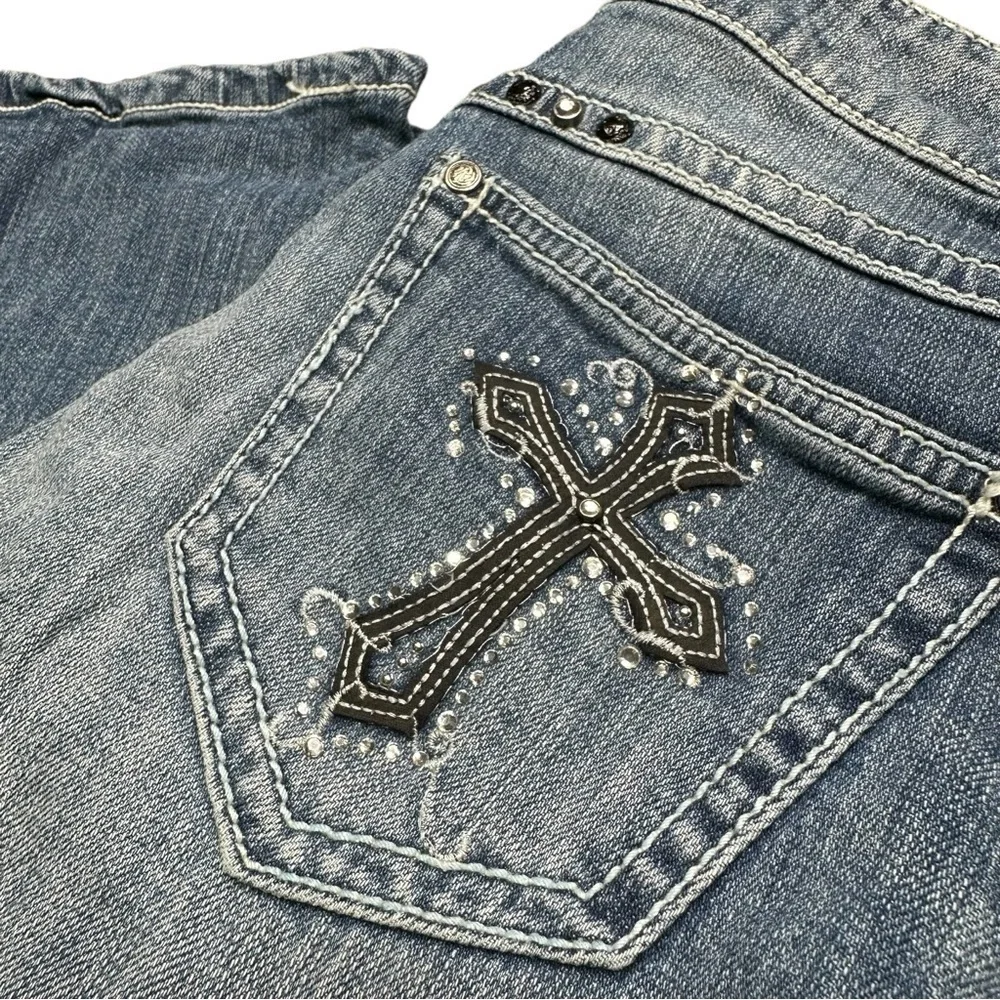 Rock 47 Embellished Cross Pocket Wrangler Bootcut Jeans - Picture 12 of 14